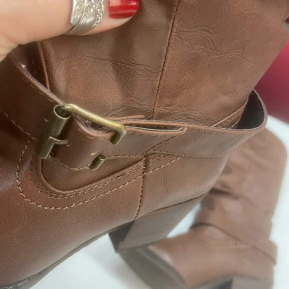 Ladies Brown Dingo boots heel harness new - Picture 7 of 8